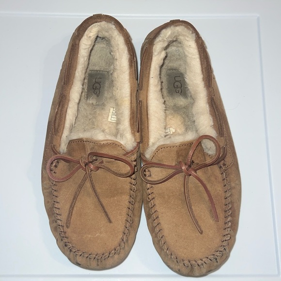 UGG Moccasin Slippers - Picture 1 of 5